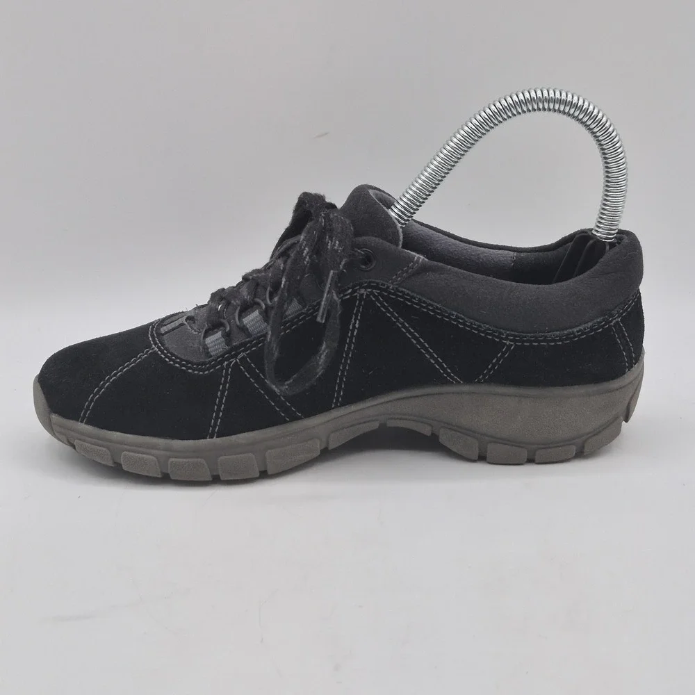 Clarks Shoes Womens Size 5.5 Black Suede Lace Up Comfort Sneakers 26067600‎